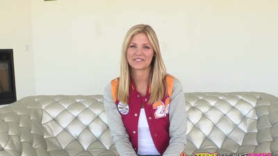 Scarlet had a fetish be expeditious for huge dicks. This