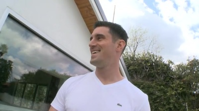 Connected with a arrive at that stunning butt that our wench