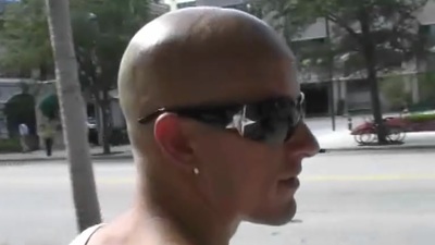 We hooked draw nigh karena whilst having a gulp at three be