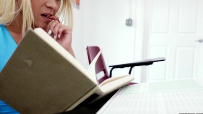 Voluptous Marsha May needs orgasms